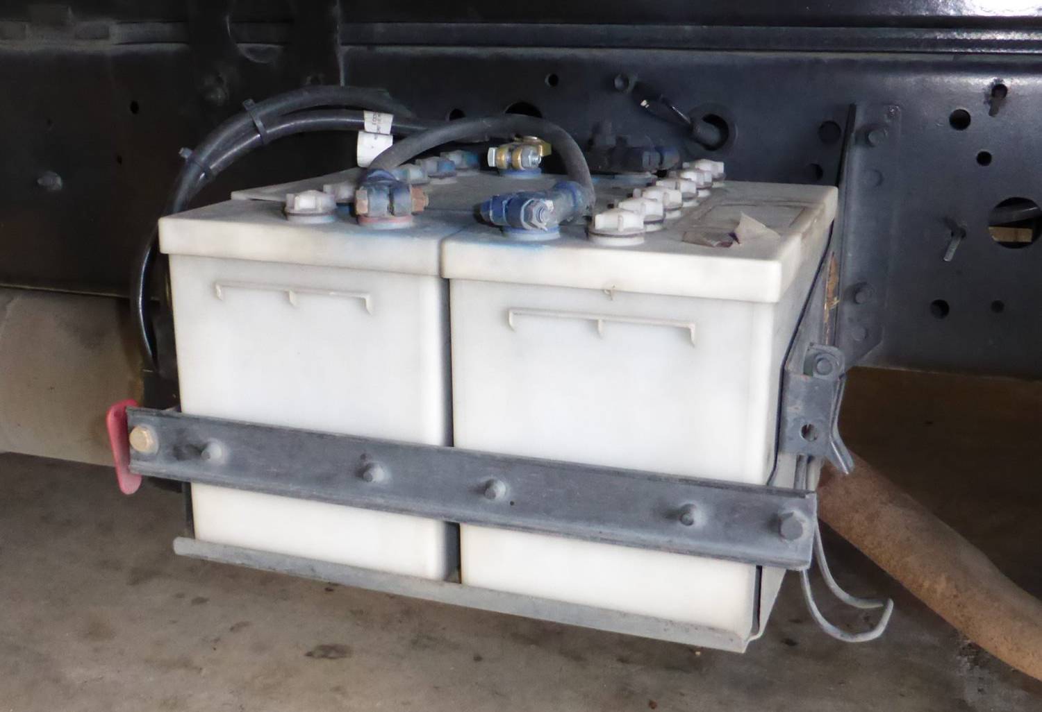 truck-battery (1)