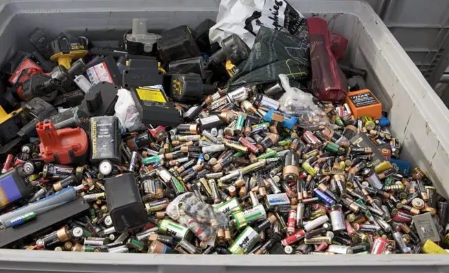 deseuriacumulatorisibateriibucuresti_768 (1)